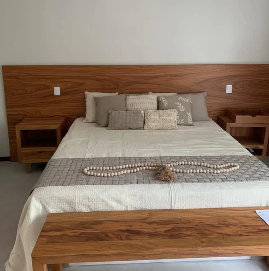 Cabeceira de Madeira Peroba. 2,5m