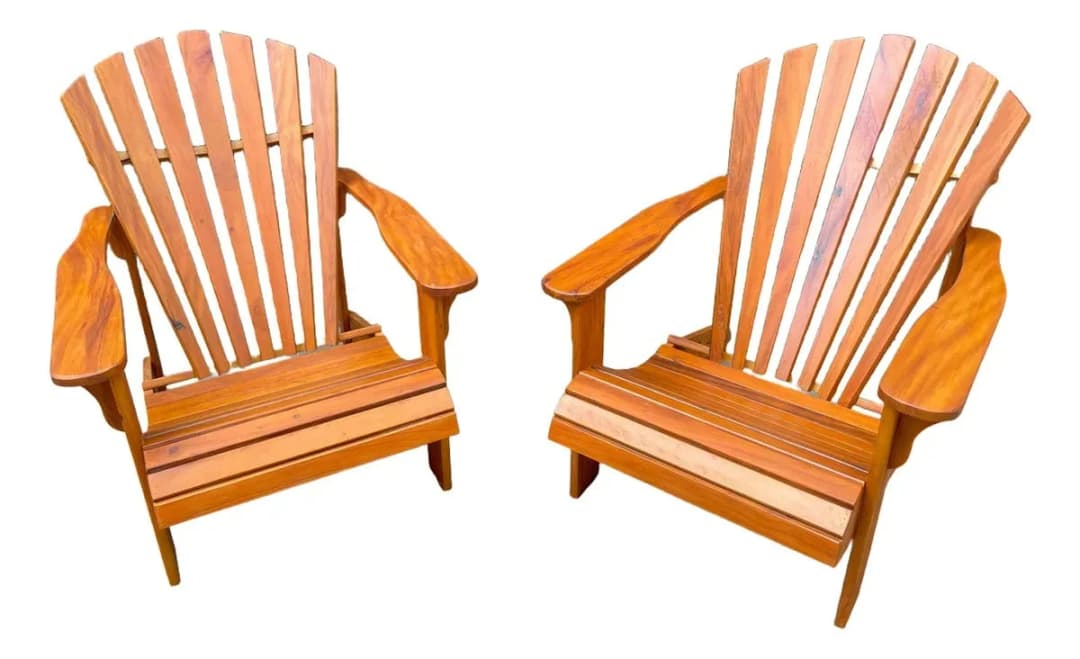 Cadeira Modelo Pavão Peroba Rosa.