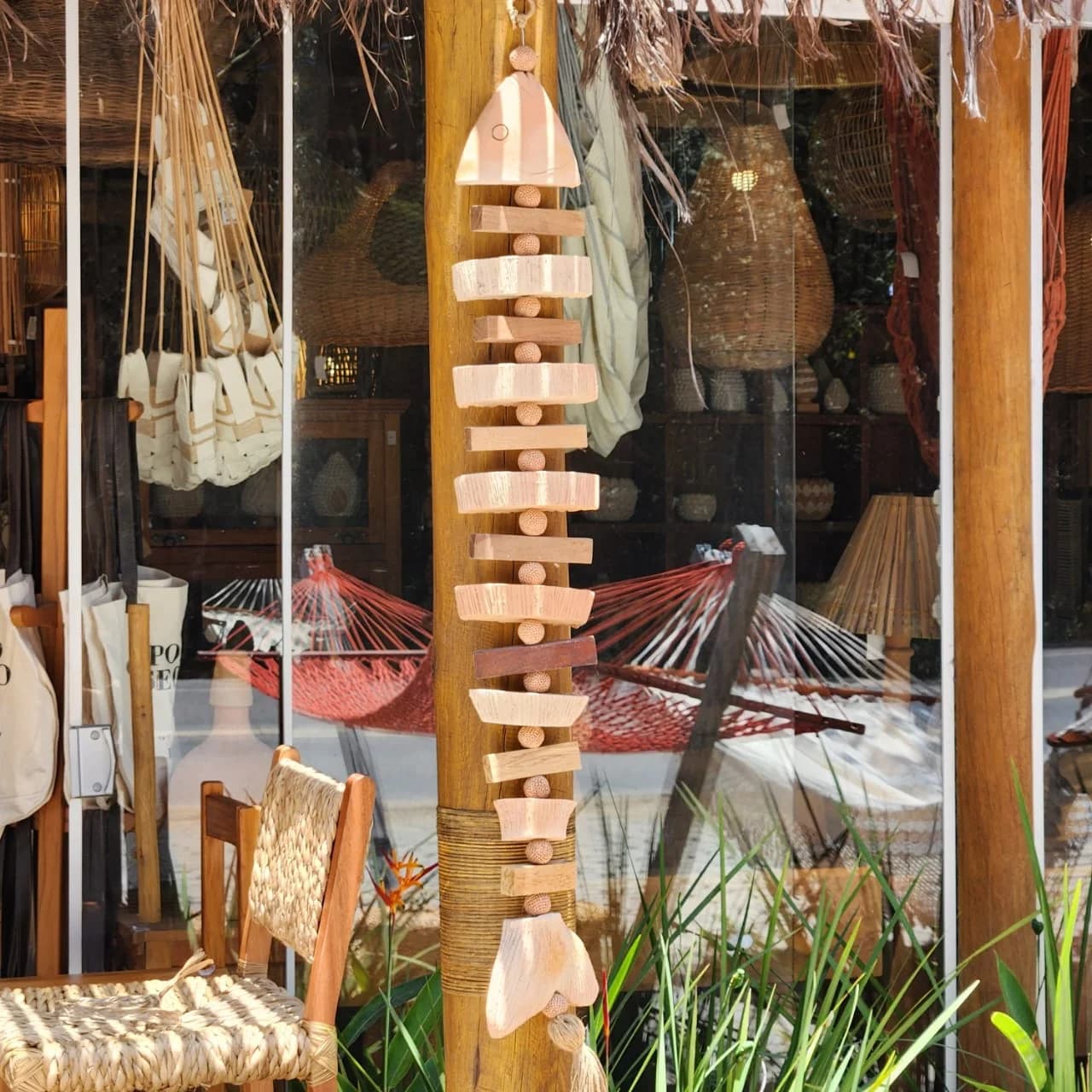 Peixe de Barro Decorativo  Parade.