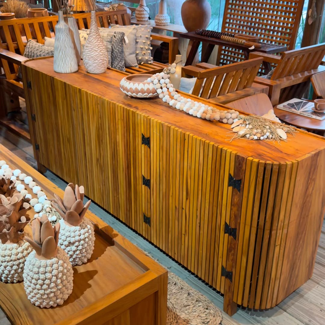 Aparador Buffet Ripado Peroba 2,30 x 0,85 x 0,45