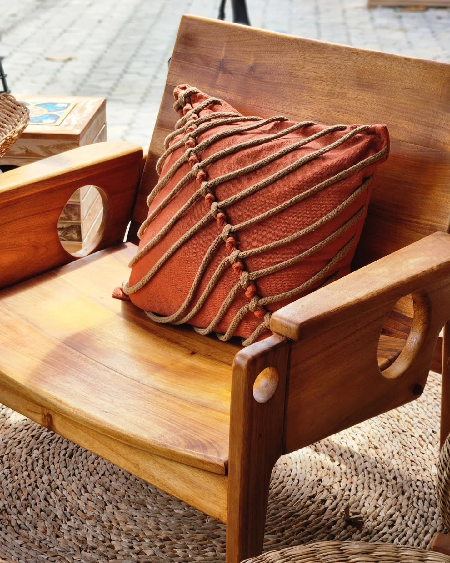 Poltrona São Paulo.