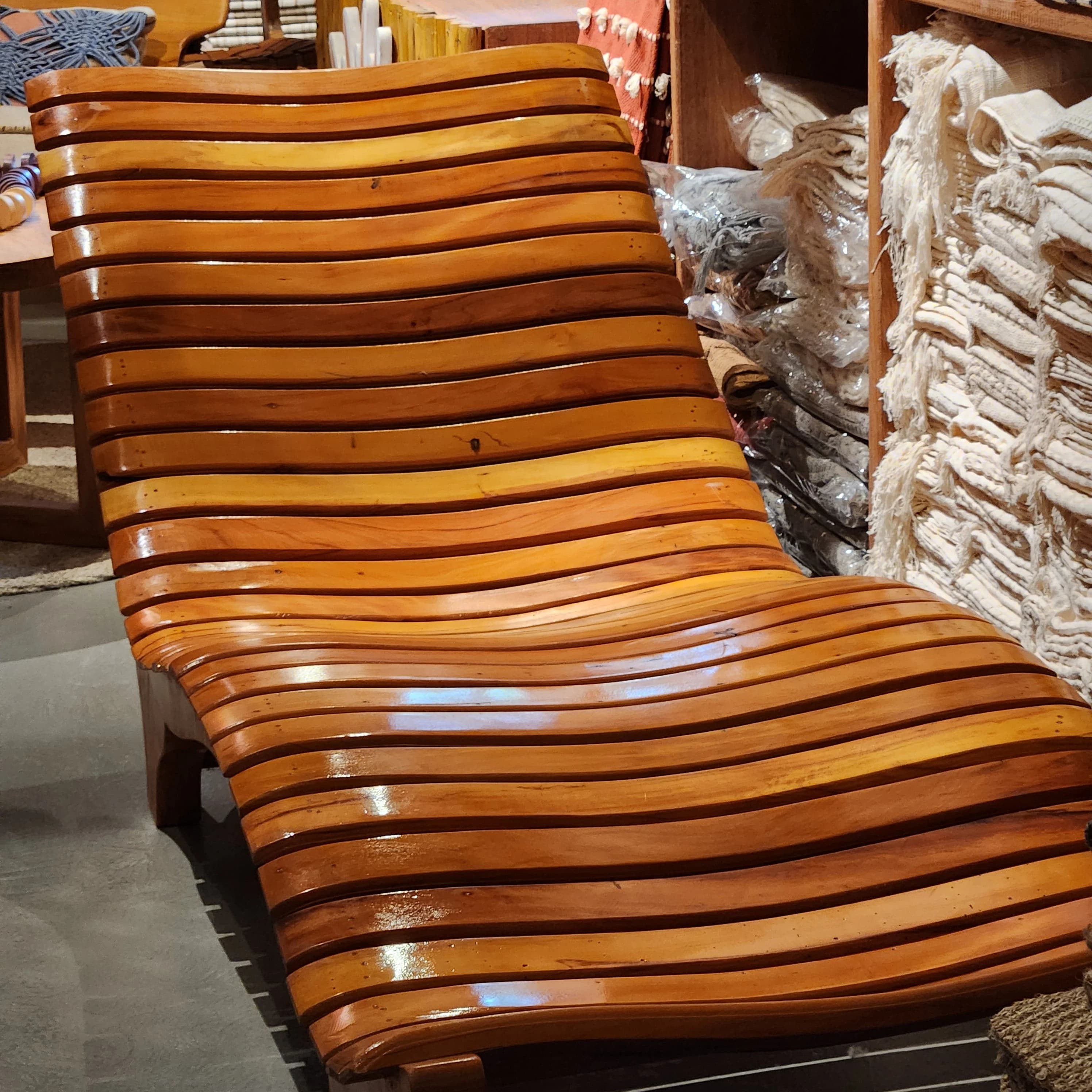 Espreguiçadeira Chaiser Madeira