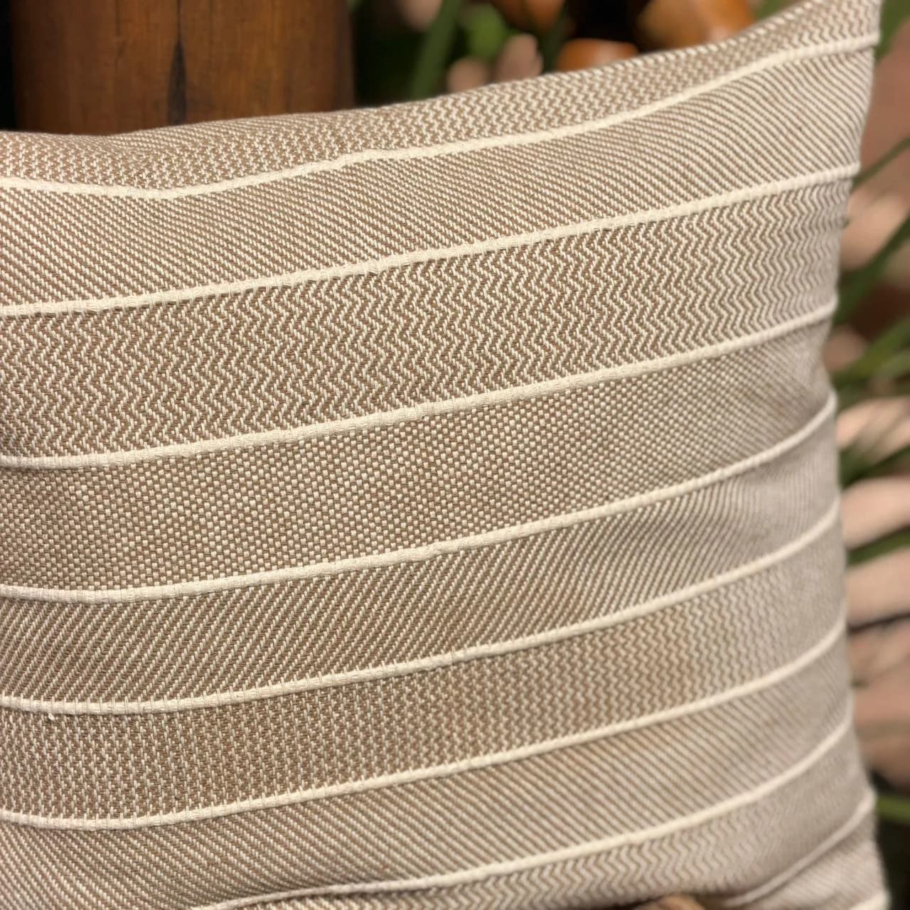 Capa de almofada Pisadas Caramelo 50x50cm 2