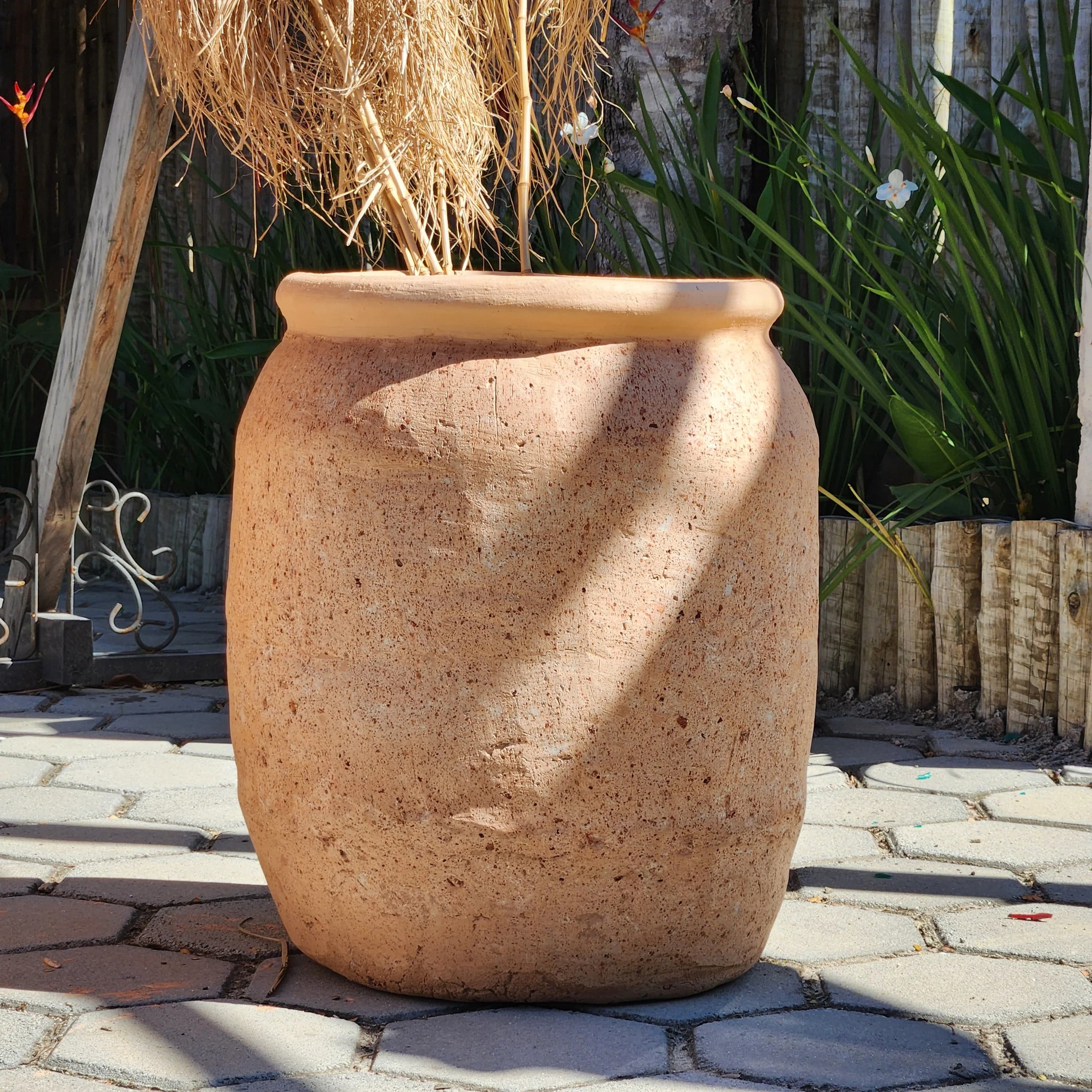 Vasos e Potes de Barro