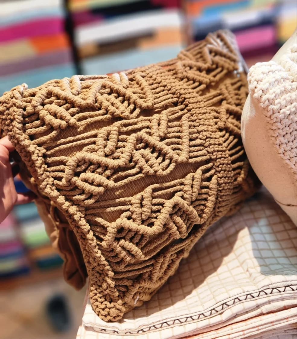 Capa de Almofada Macramê 30 x 50cm - Santa Luzia