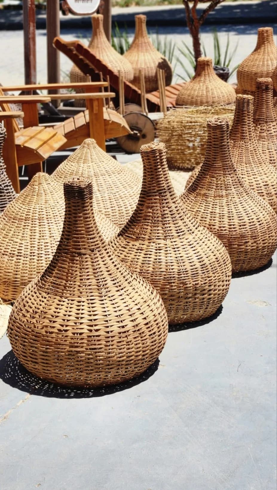 Luminária Gota Comprida 60 X 50 cm